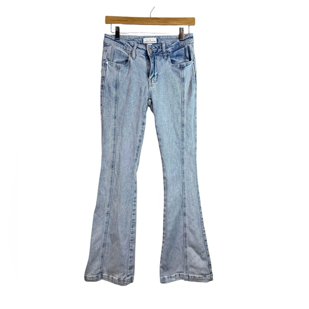 Austin Landing Light Wash Flare Jeans Western Juniors Size 3/26 Cotton